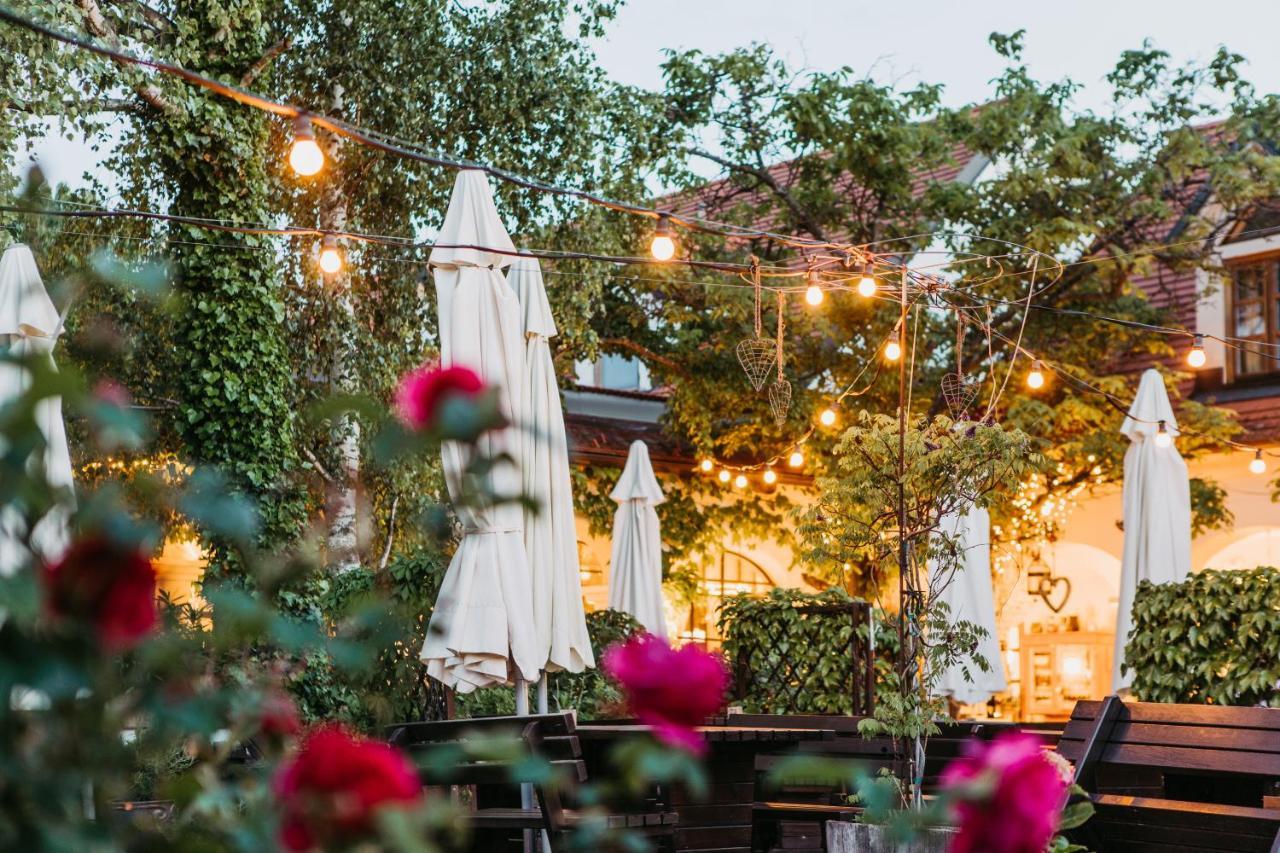 Oleander Romantik Zimmer Trausdorf an der Wulka Exterior foto